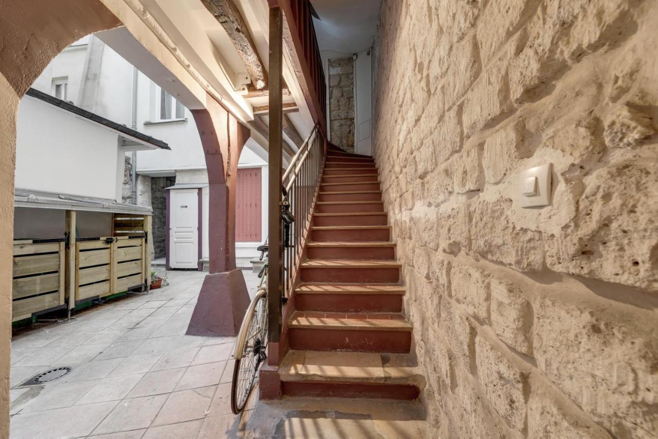 Pantheon Apartment Париж Екстериор снимка