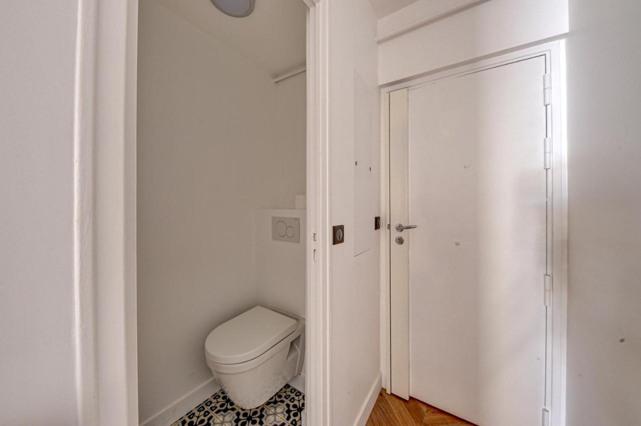 Pantheon Apartment Париж Екстериор снимка