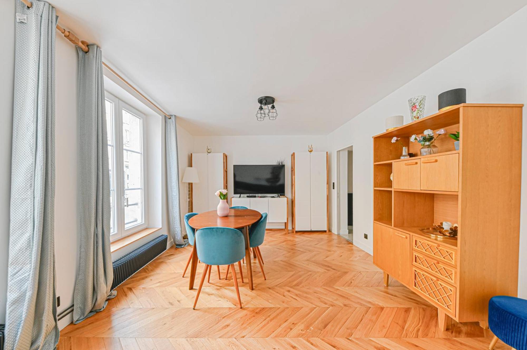 Pantheon Apartment Париж Екстериор снимка